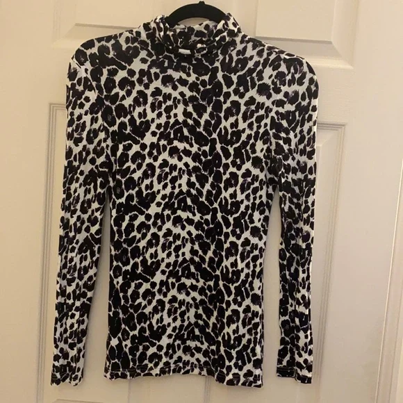 H&M Leopard Cheetah Print Turtleneck